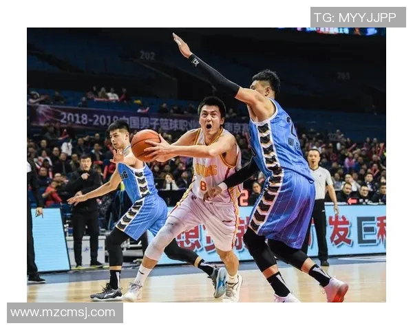 广厦男篮迎战南京同曦全力争胜期待精彩对决展现篮球魅力